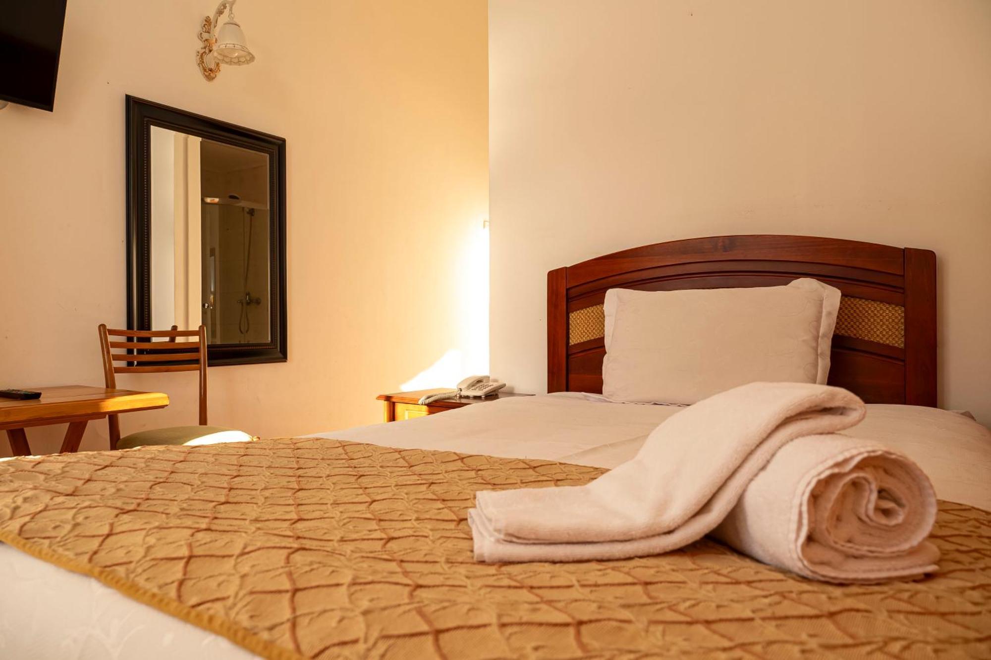 Hotel Plaza Пунта-Аренас Экстерьер фото